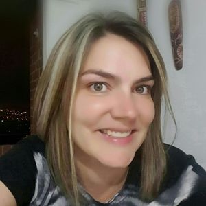 Meet your Posher, Carolina